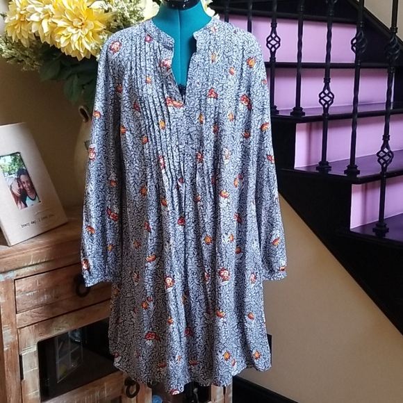 Old Navy Dresses & Skirts - New Old Navy Floral Shirt Dress - SZ L